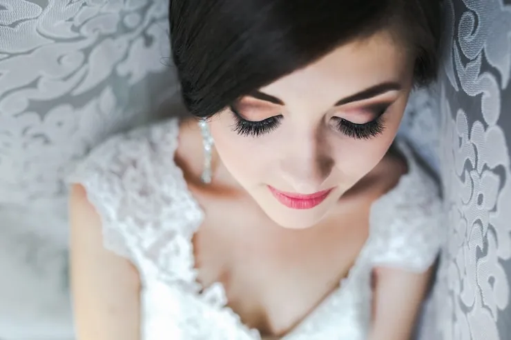 What Should Men Know About Soft Wedding Makeup